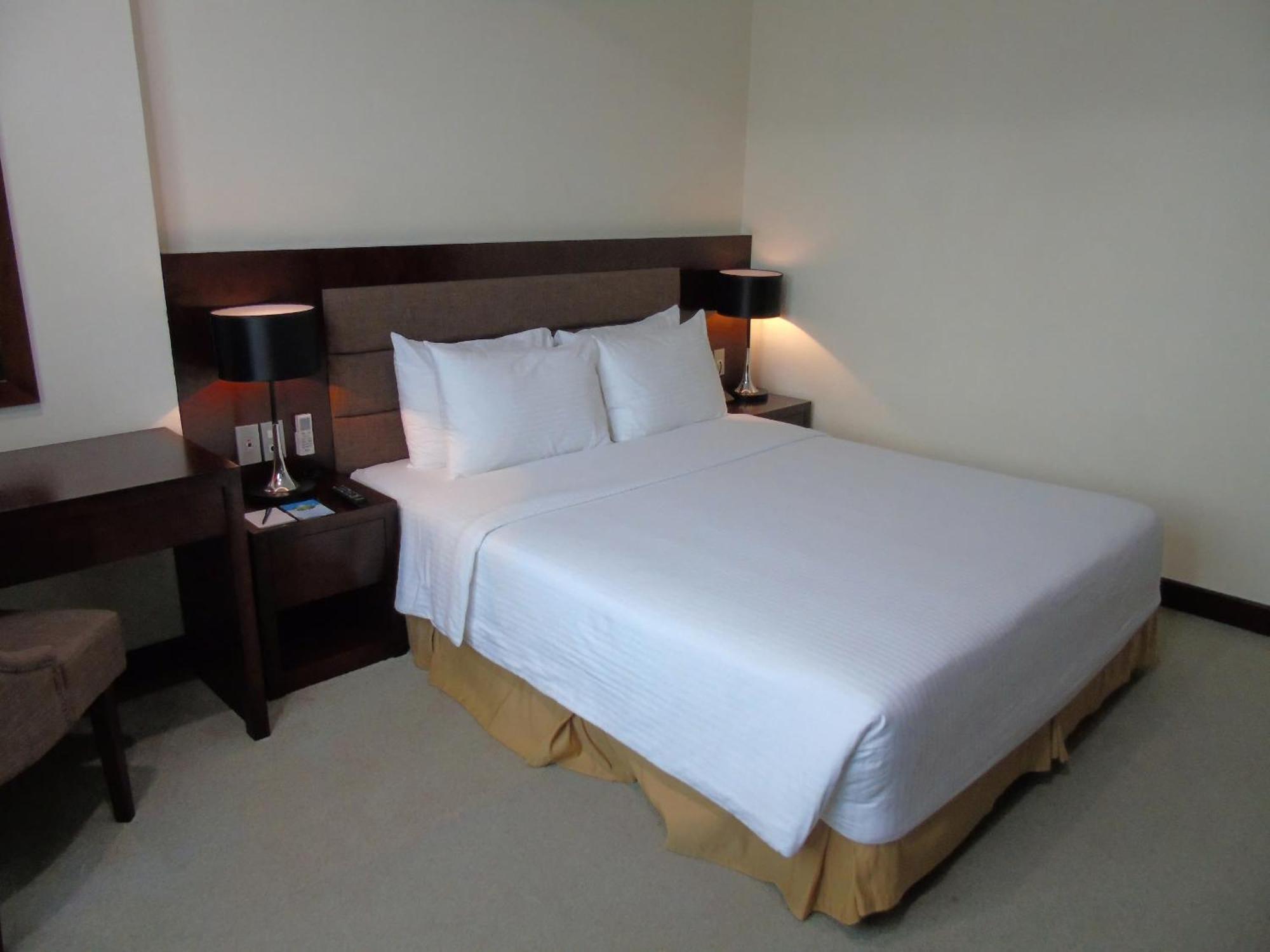 Muong Thanh Vinh Hotel Extérieur photo