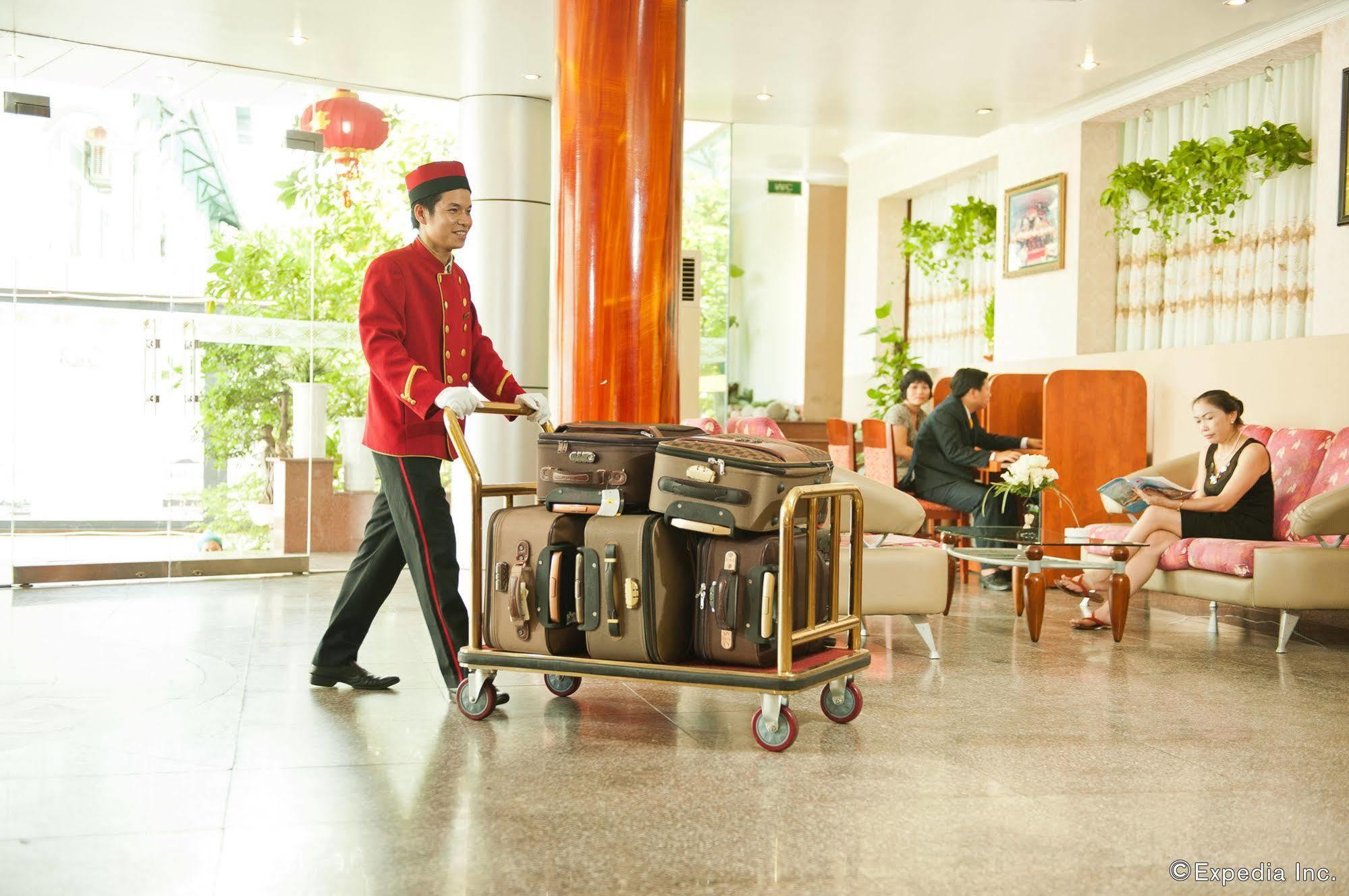 Muong Thanh Vinh Hotel Extérieur photo