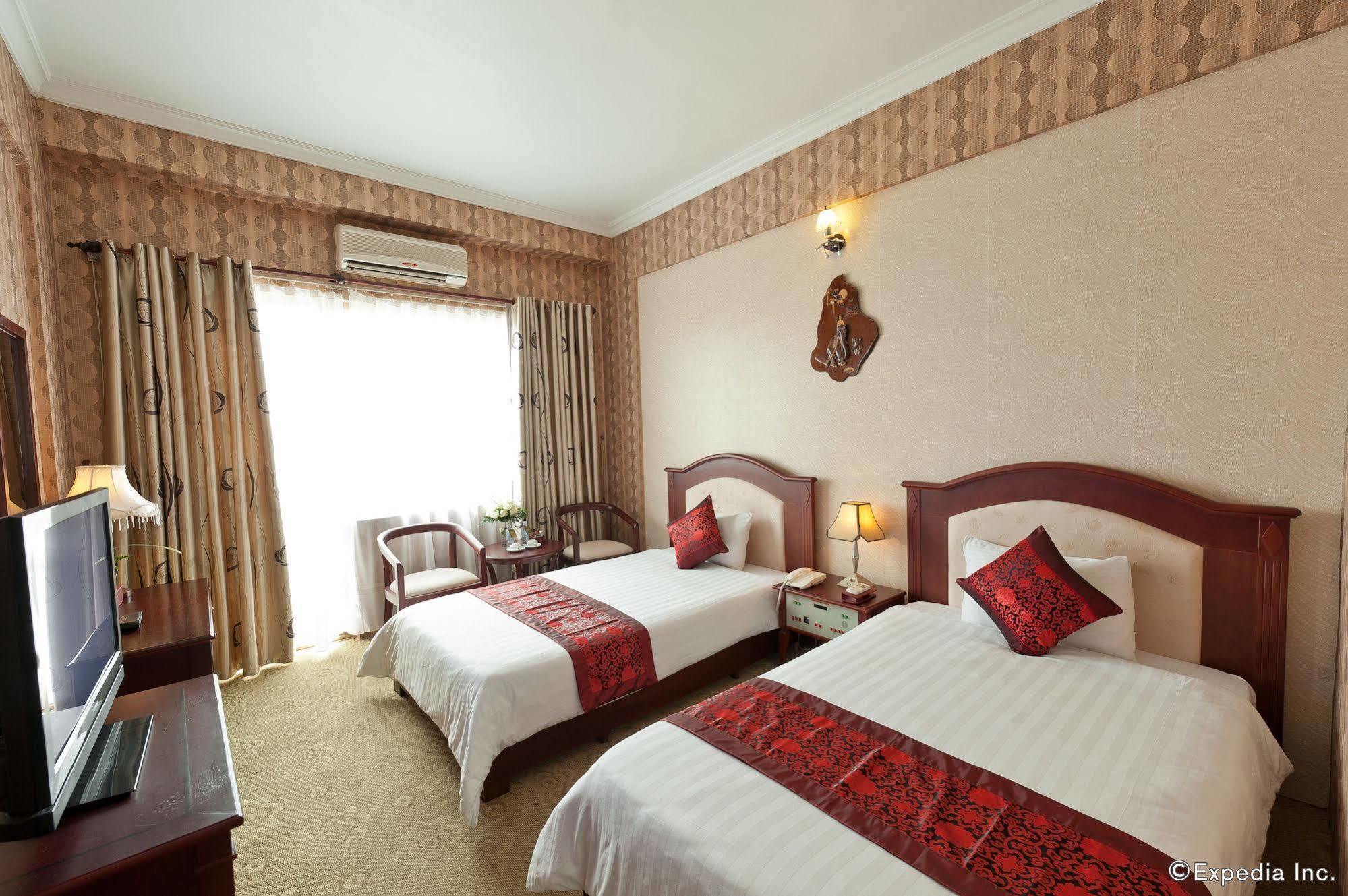 Muong Thanh Vinh Hotel Extérieur photo