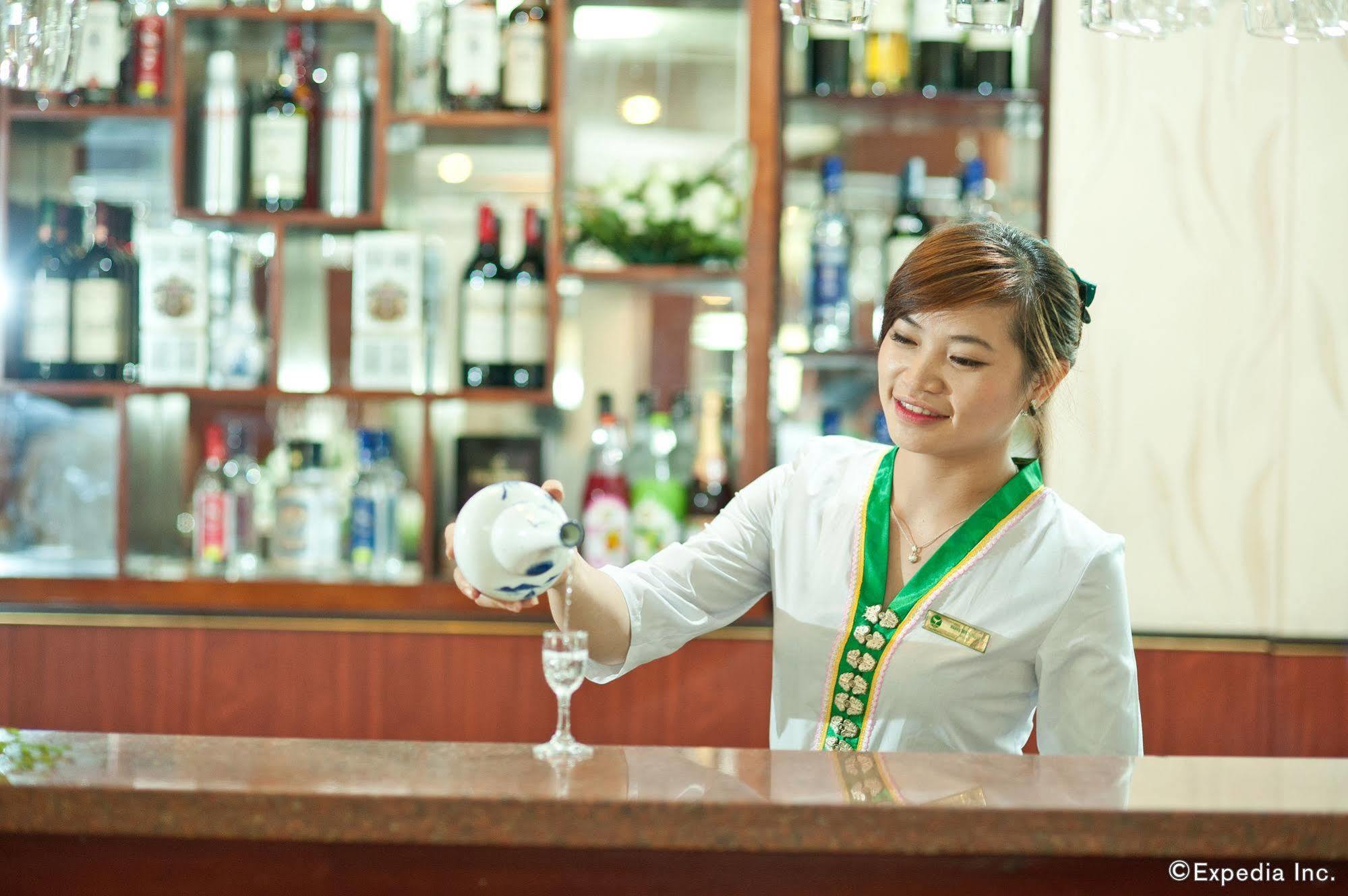 Muong Thanh Vinh Hotel Extérieur photo